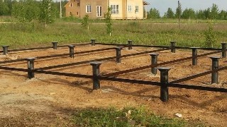Установка и монтаж - винтовые сваи в Магадане для свайного фундамента дома. Цена от 2052 руб - видео закручивание